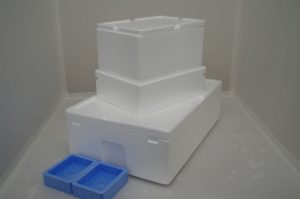 発泡スチロール容器